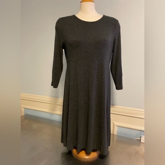 Adrienne Vittadini - gray shift dress - Picture 8 of 9